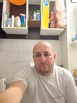 intx800 online show from January 28, 2025, 3:46 pm