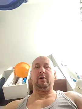 intx800 online show from November 16, 2025, 7:47 am