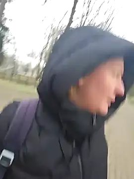 Snapshot of -Schweppes- chatting on January 21, 2025, 8:08 am -Schweppes- online show from January 21, 2025, 8:08 am