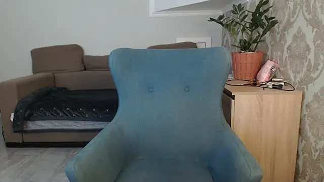 Mallinia online show from October 18, 2025, 10:05 am