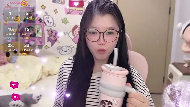 xiSSts online show from November 8, 2025, 1:50 am