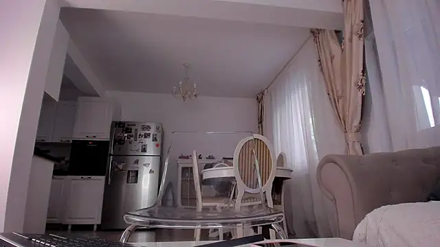 tequillashot online show from September 17, 2025, 1:13 pm