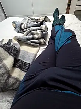 axecoman60 online show from December 21, 2025, 7:54 pm