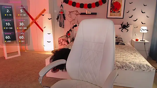 Bellla Haddid online show from October 31, 2025, 1:17 am