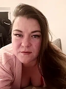 LunikaLunaX online show from January 10, 2026, 4:53 pm