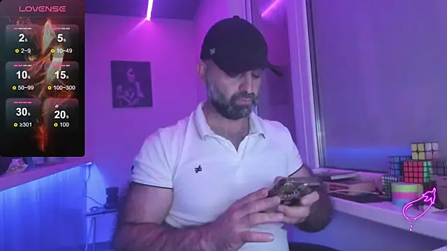 MAGABEAR077 online show from October 8, 2025, 10:29 pm