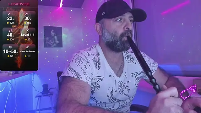 MAGABEAR077 online show from November 7, 2025, 7:47 pm