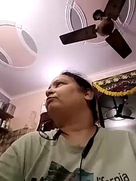 Kavya kapoor online show from October 30, 2025, 5:02 pm