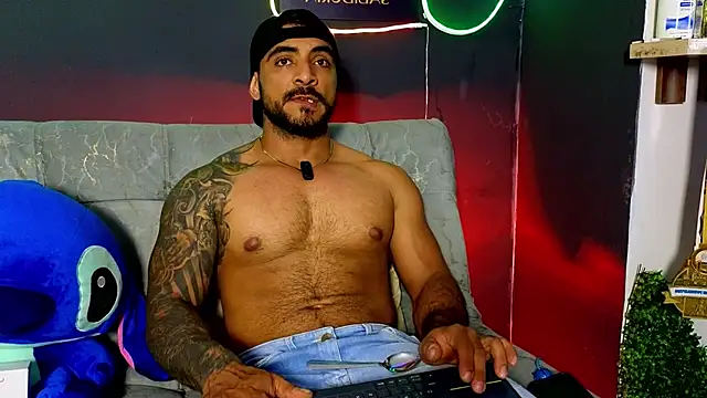 ERIC HARRISON online show from February 10, 2026, 12:15 am