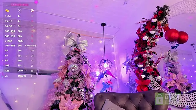 EmilyLeah  online show from December 23, 2024, 8:14 pm