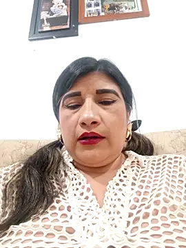 Hannahcandyy online show from March 31, 2026, 10:54 pm