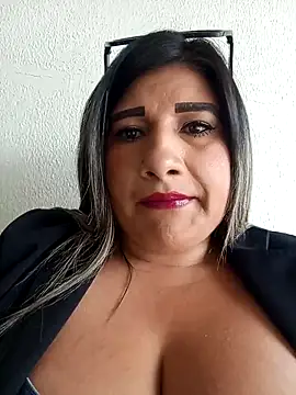 Hannahcandyy online show from April 10, 2026, 7:18 pm