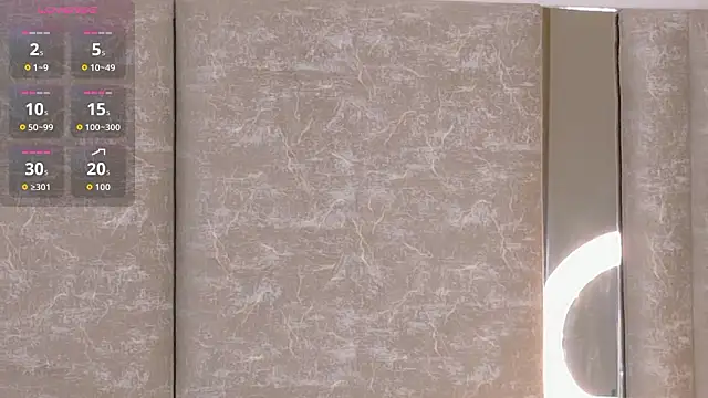 Lola King online show from March 30, 2026, 4:35 am