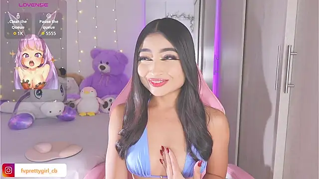 urfavprettygirl online show from October 11, 2025, 8:02 am