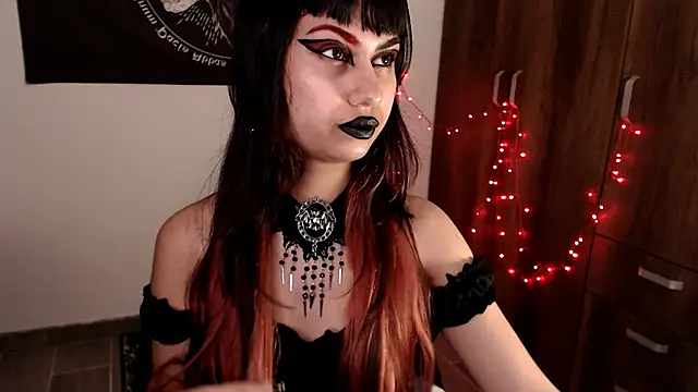 Snapshot of Little-Lucifer chatting on March 11, 2026, 11:00 pm Little-Lucifer online show from March 11, 2026, 11:00 pm