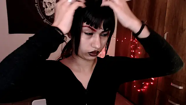 Snapshot of Little-Lucifer chatting on March 12, 2026, 9:43 pm Little-Lucifer online show from March 12, 2026, 9:43 pm