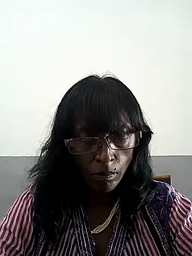 mamakarma1403 online show from March 19, 2025, 1:43 am