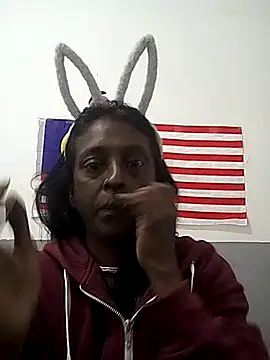 mamakarma1403 online show from October 10, 2025, 2:43 am