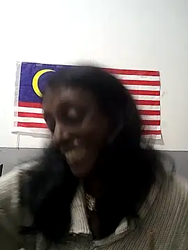 mamakarma1403 online show from October 24, 2025, 4:03 pm