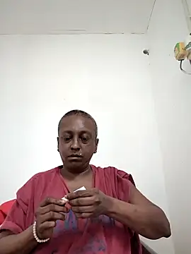 mamakarma1403 online show from June 1, 2026, 12:56 am