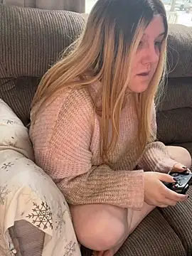 PuckBunny17 online show from January 19, 2025, 3:10 pm