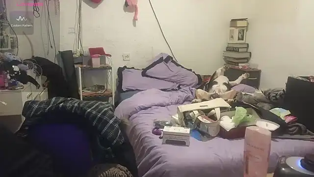 kattleya1407 online show from October 4, 2025, 2:53 am