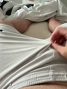 tiou72 online show from April 12, 2026, 8:19 am