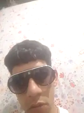 Snapshot of DecisivePimiento chatting on September 30, 2025, 4:12 pm DecisivePimiento online show from September 30, 2025, 4:12 pm
