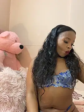 Snapshot of ItsLeyaa chatting on March 1, 2025, 1:43 am ItsLeyaa online show from March 1, 2025, 1:43 am