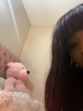 Snapshot of ItsLeyaa chatting on March 7, 2025, 5:28 pm ItsLeyaa online show from March 7, 2025, 5:28 pm