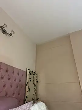 Snapshot of ItsLeyaa chatting on October 4, 2025, 11:58 pm ItsLeyaa online show from October 4, 2025, 11:58 pm