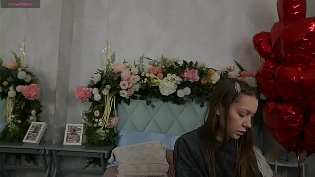 AliceBrayan online show from February 21, 2026, 5:03 pm