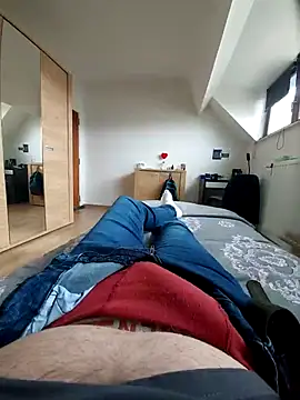 pascalino100 online show from March 13, 2025, 12:02 pm