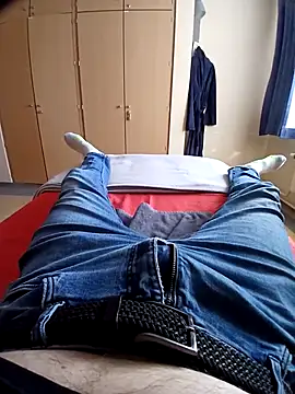 pascalino100 online show from March 29, 2026, 7:52 am