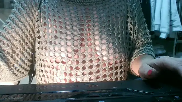 Snapshot of moni60 chatting on November 18, 2025, 8:08 am moni60 online show from November 18, 2025, 8:08 am