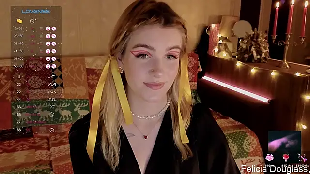 Snapshot of SpiceJessy chatting on December 24, 2024, 4:30 pm SpiceJessy online show from December 24, 2024, 4:30 pm