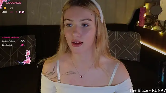 Snapshot of SpiceJessy chatting on February 19, 2025, 4:55 pm SpiceJessy online show from February 19, 2025, 4:55 pm