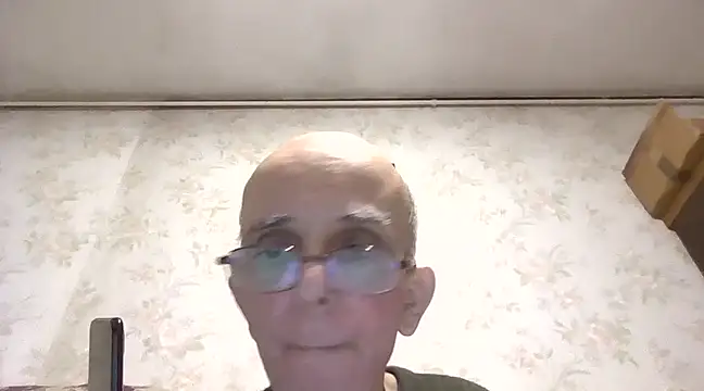 mariusica1xh online show from February 4, 2025, 6:27 pm