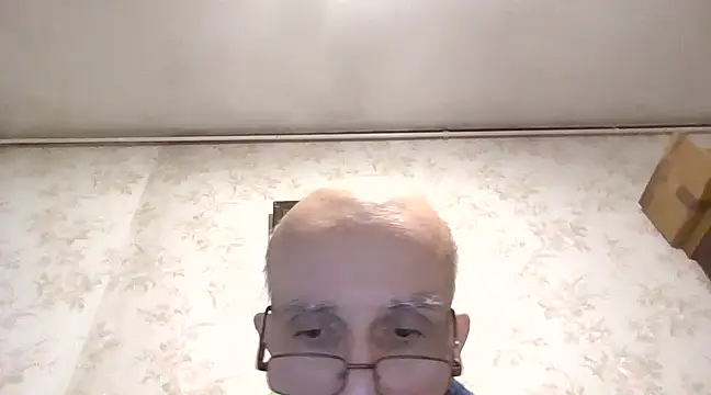 mariusica1xh online show from February 5, 2025, 9:50 pm