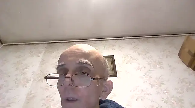 mariusica1xh online show from February 6, 2025, 12:54 am