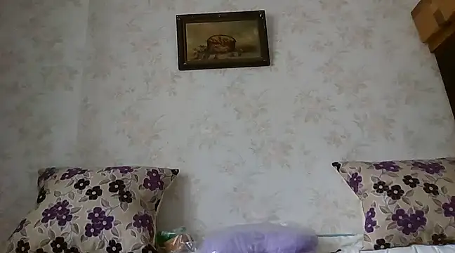 mariusica1xh online show from February 6, 2025, 12:16 pm