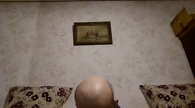 mariusica1xh online show from February 7, 2025, 10:52 pm