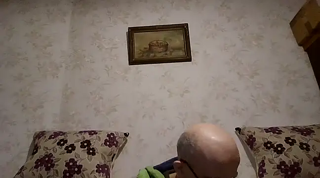 mariusica1xh online show from February 17, 2025, 11:20 pm