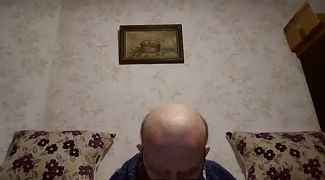 mariusica1xh online show from February 19, 2025, 6:54 pm