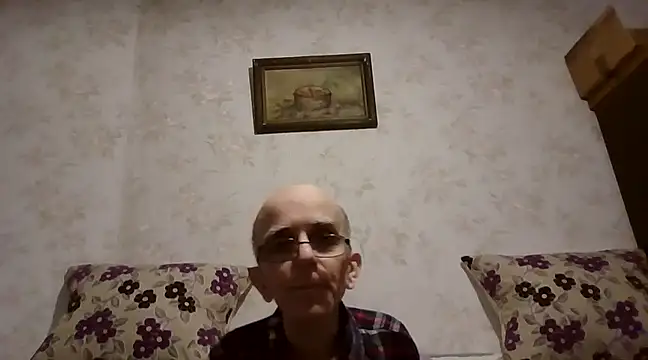 mariusica1xh online show from February 27, 2025, 6:42 pm