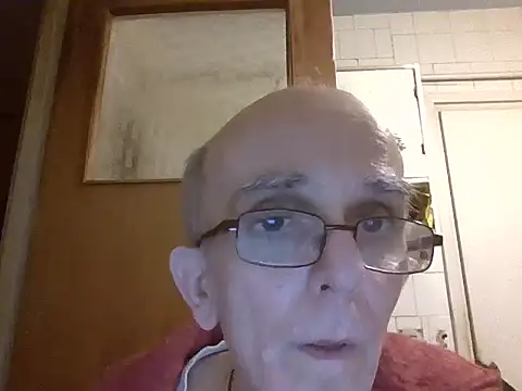 Snapshot of mariusica1@xh chatting on January 18, 2026, 4:27 am mariusica1xh online show from January 18, 2026, 4:27 am