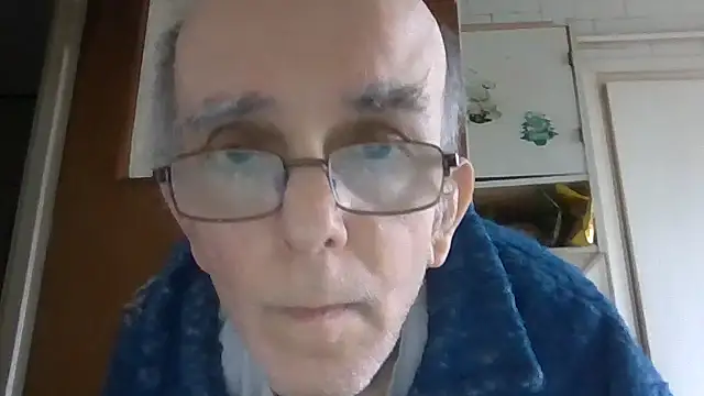 mariusica1xh online show from February 13, 2026, 11:17 am