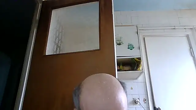 Snapshot of mariusica1@xh chatting on March 23, 2026, 12:09 pm mariusica1xh online show from March 23, 2026, 12:09 pm