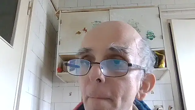 Snapshot of mariusica1@xh chatting on March 27, 2026, 10:59 am mariusica1xh online show from March 27, 2026, 10:59 am