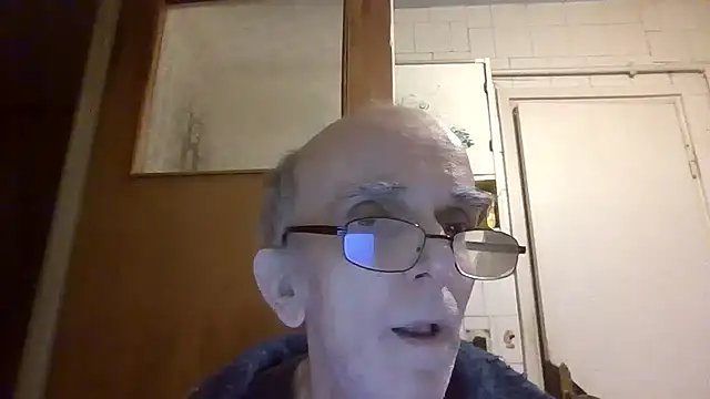 Snapshot of mariusica1@xh chatting on March 29, 2026, 4:29 pm mariusica1xh online show from March 29, 2026, 4:29 pm